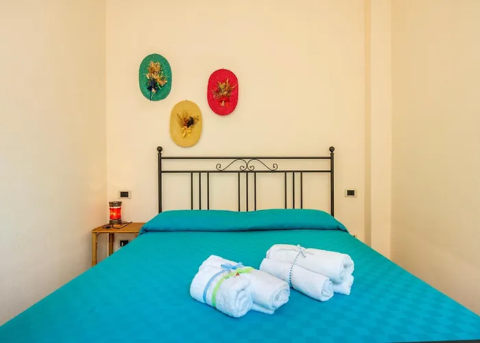 House 8 Beds Overlooking A Pine Forest At Just 600 Mt From The Sea Santa Lucia (Sardinia)