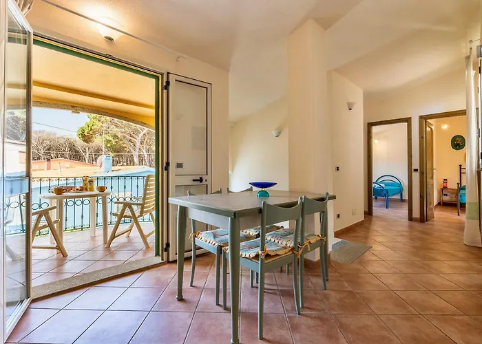 House 8 Beds Overlooking A Pine Forest At Just 600 Mt From The Sea Daire