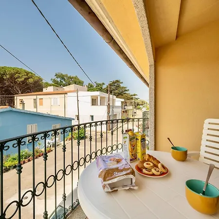 شقة House 8 Beds Overlooking A Pine Forest At Just 600 Mt From The Sea سانتا لوسيا