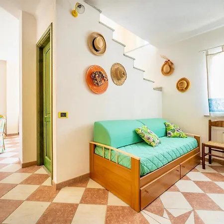 House 8 Beds Overlooking A Pine Forest At Just 600 Mt From The Sea